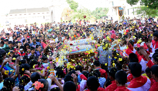 Kulashekar church monthi fest